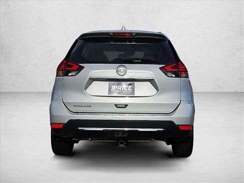 Used 2019 Nissan Rogue S FWD image 7