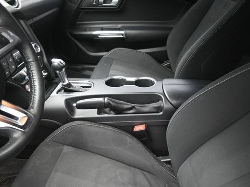 Used 2019 Ford Mustang Coupe w/ Equipment Group 101A RWD image 17