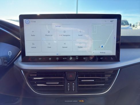 Used 2024 Ford Escape Platinum image 13