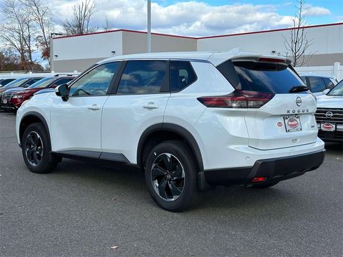 New 2026 Nissan Rogue SV image 6