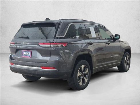 Used 2024 Jeep Grand Cherokee Limited 4xe w/ Luxury Tech Group II AWD/4WD image 5