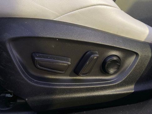 Used 2023 Toyota Corolla XSE image 10