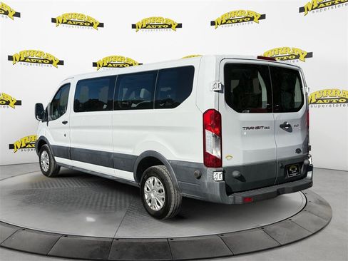 Used 2017 Ford Transit 350 XLT image 3