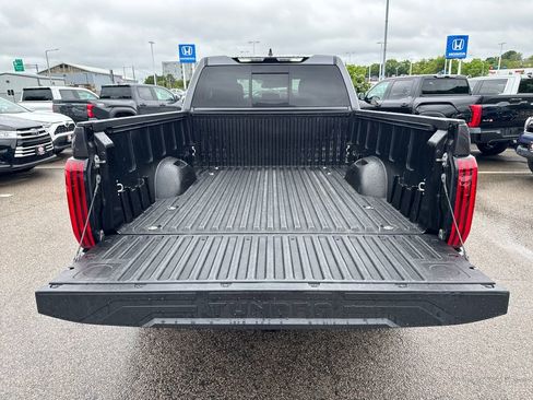 Used 2023 Toyota Tundra SR5 w/ SR5 Convenience Package AWD/4WD image 7
