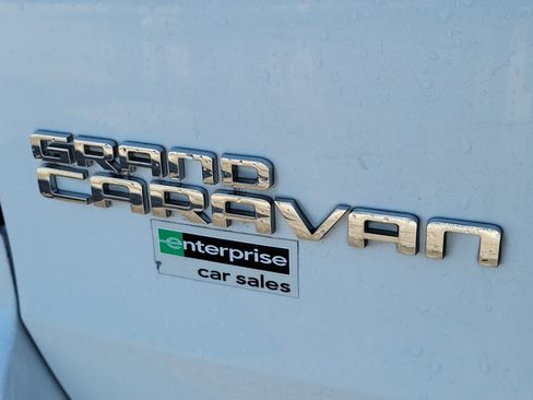 Used 2016 Dodge Grand Caravan R/T FWD image 10