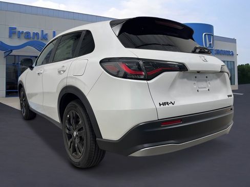 New 2026 Honda HR-V Sport image 3