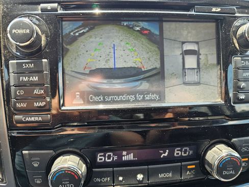 Used 2017 Nissan Titan Platinum Reserve image 12