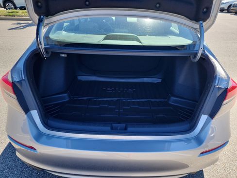 Used 2023 Honda Civic Sport image 13