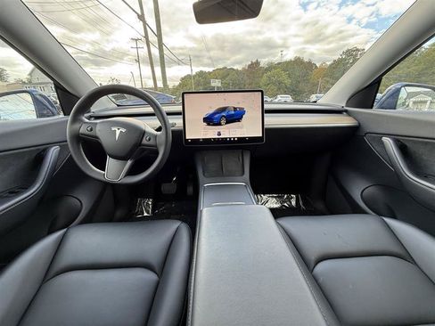 Used 2023 Tesla Model Y Long Range AWD/4WD image 14