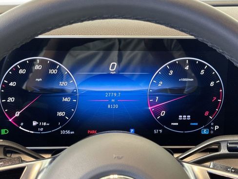 Used 2026 Mercedes-Benz GLC 300 4MATIC image 12