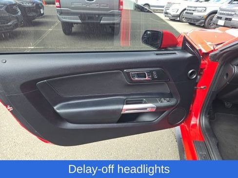 Used 2017 Ford Mustang Coupe RWD image 20
