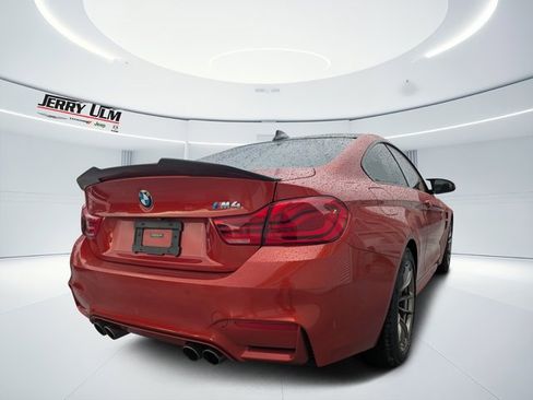 Used 2019 BMW M4 Base image 2