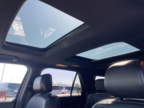 Used 2017 Ford Explorer Limited w/ Equipment Group 303A image 21