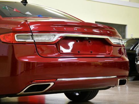 Used 2019 Lincoln Continental Select w/ Continental Climate Package image 54