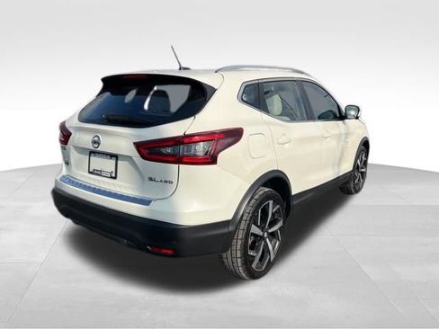 Used 2022 Nissan Rogue Sport SL w/ Premium Package image 7