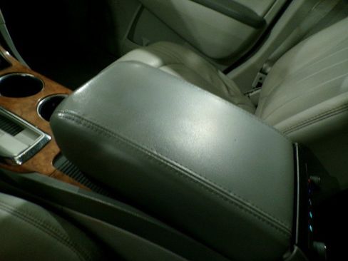 Used 2012 Buick Enclave Premium image 13