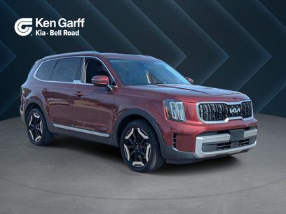 Used 2023 Kia Telluride EX w/ EX Captain's Chair Package