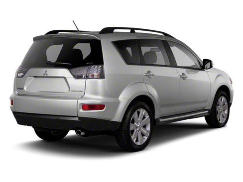 Used 2013 Mitsubishi Outlander GT AWD/4WD image 2