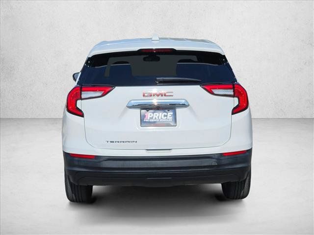Used 2022 GMC Terrain SLE FWD image 7