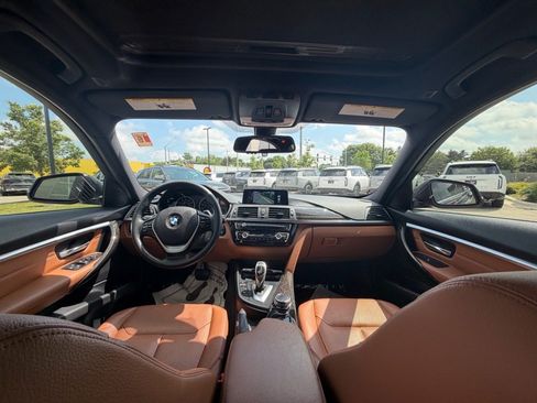 Used 2016 BMW 328i xDrive Sedan AWD/4WD image 7