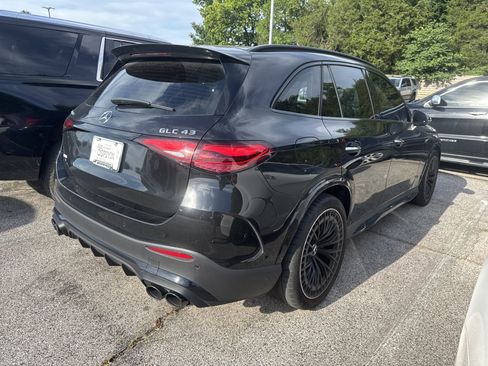 Used 2025 Mercedes-Benz GLC 43 AMG 4MATIC image 2