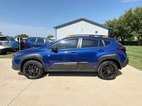 Certified 2024 Subaru Crosstrek 2.5i Wilderness w/ Crosstrek Mirror Package AWD/4WD image 3
