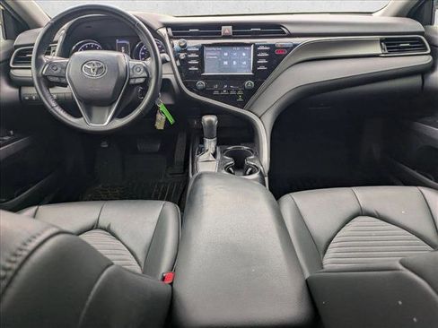 Used 2019 Toyota Camry SE FWD image 15
