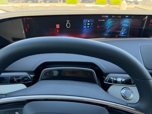 New 2026 Lincoln Nautilus Premier AWD/4WD image 36