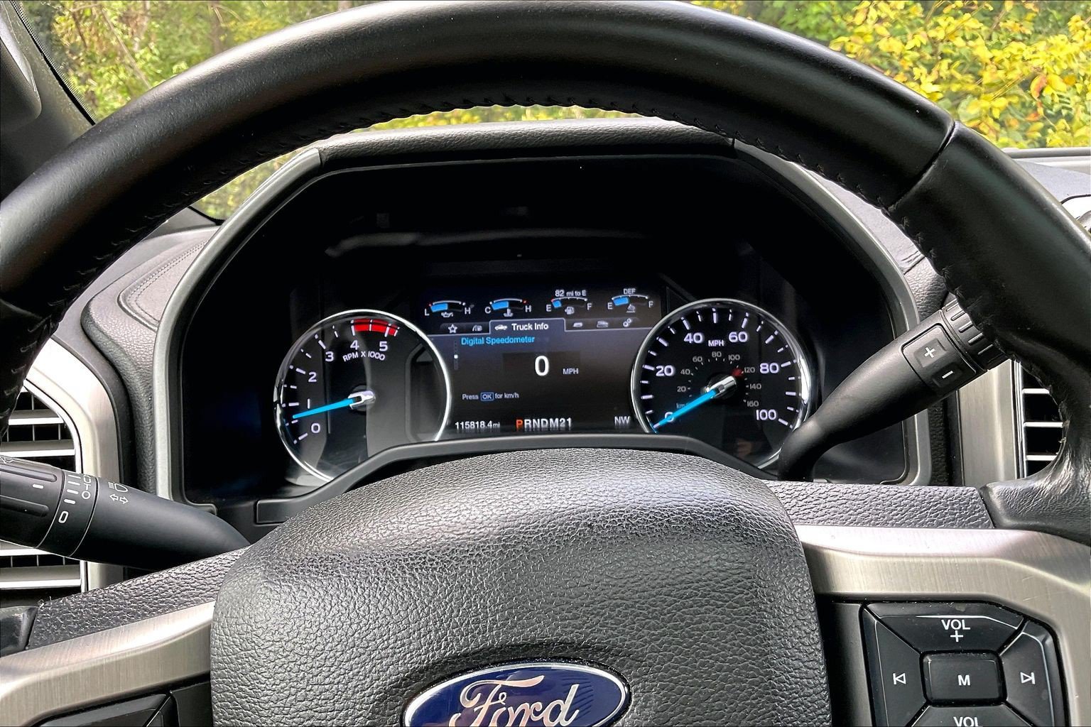 Certified 2017 Ford F250 Platinum w/ Platinum Ultimate Package AWD/4WD image 20