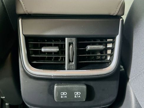 Used 2022 Subaru Outback Premium AWD/4WD image 24