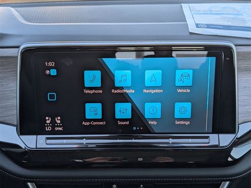 New 2025 Volkswagen Atlas SEL image 21