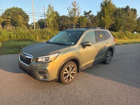 Used 2019 Subaru Forester Limited AWD/4WD image 1