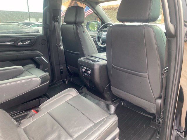 Used 2022 GMC Yukon Denali RWD image 19