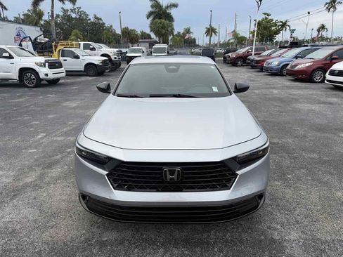 Used 2024 Honda Accord Sport image 2