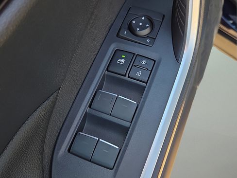 Certified 2025 Toyota RAV4 SE AWD/4WD image 16