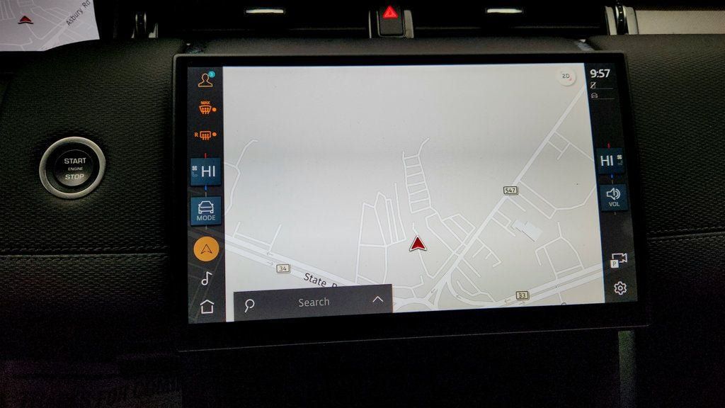 Used 2025 Land Rover Discovery Sport Dynamic SE AWD/4WD image 21