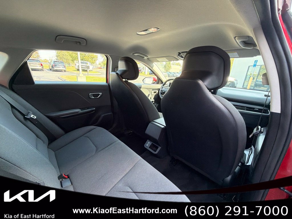 Used 2025 Kia K4 FWD image 14