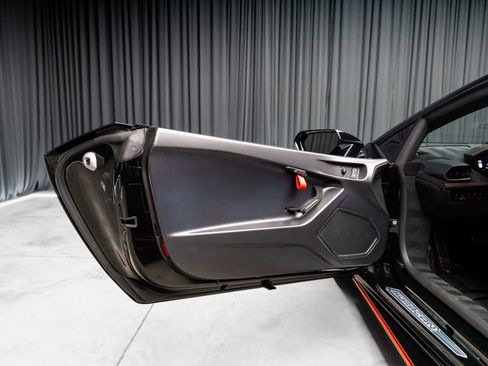 Used 2021 Lamborghini Huracan STO RWD image 67