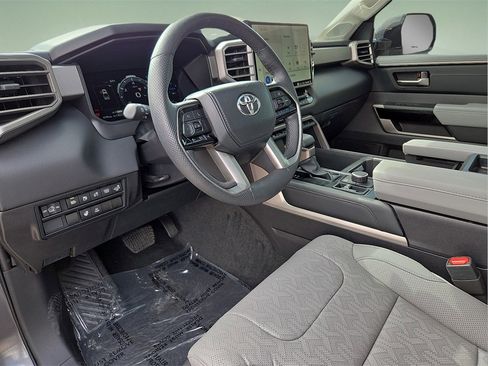 Used 2024 Toyota Tundra Limited image 20