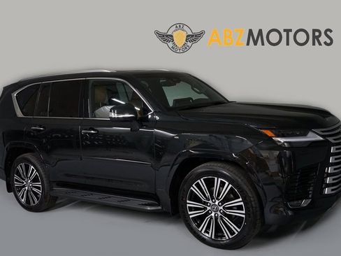 Used 2026 Lexus LX 600 4WD w/ Accessory Package (2T) image 1