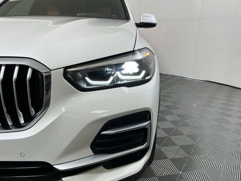 Certified 2022 BMW X5 xDrive40i w/ Parking Assistance Package AWD/4WD image 8