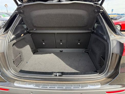 Used 2025 Mercedes-Benz GLA 250 image 12