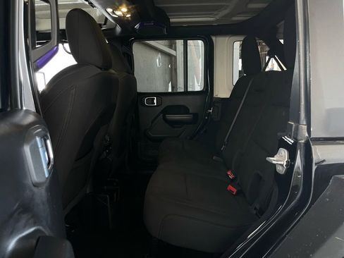 Used 2021 Jeep Wrangler Unlimited Sport image 12