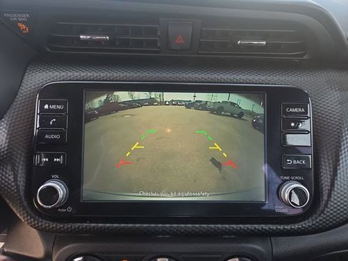 Used 2024 Nissan Kicks SV image 22