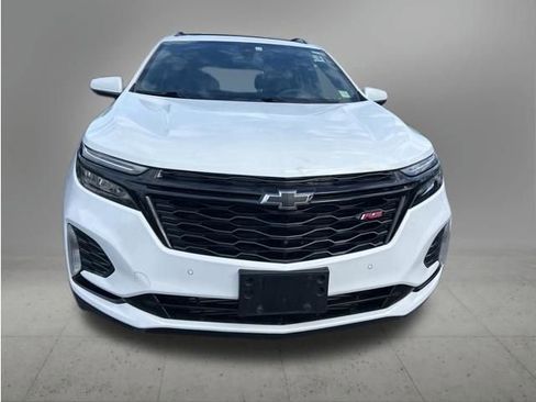 Used 2024 Chevrolet Equinox RS w/ RS Leather Package image 2