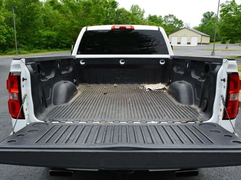 Used 2014 GMC Sierra 1500 SLT w/ All-Terrain Package AWD/4WD image 13