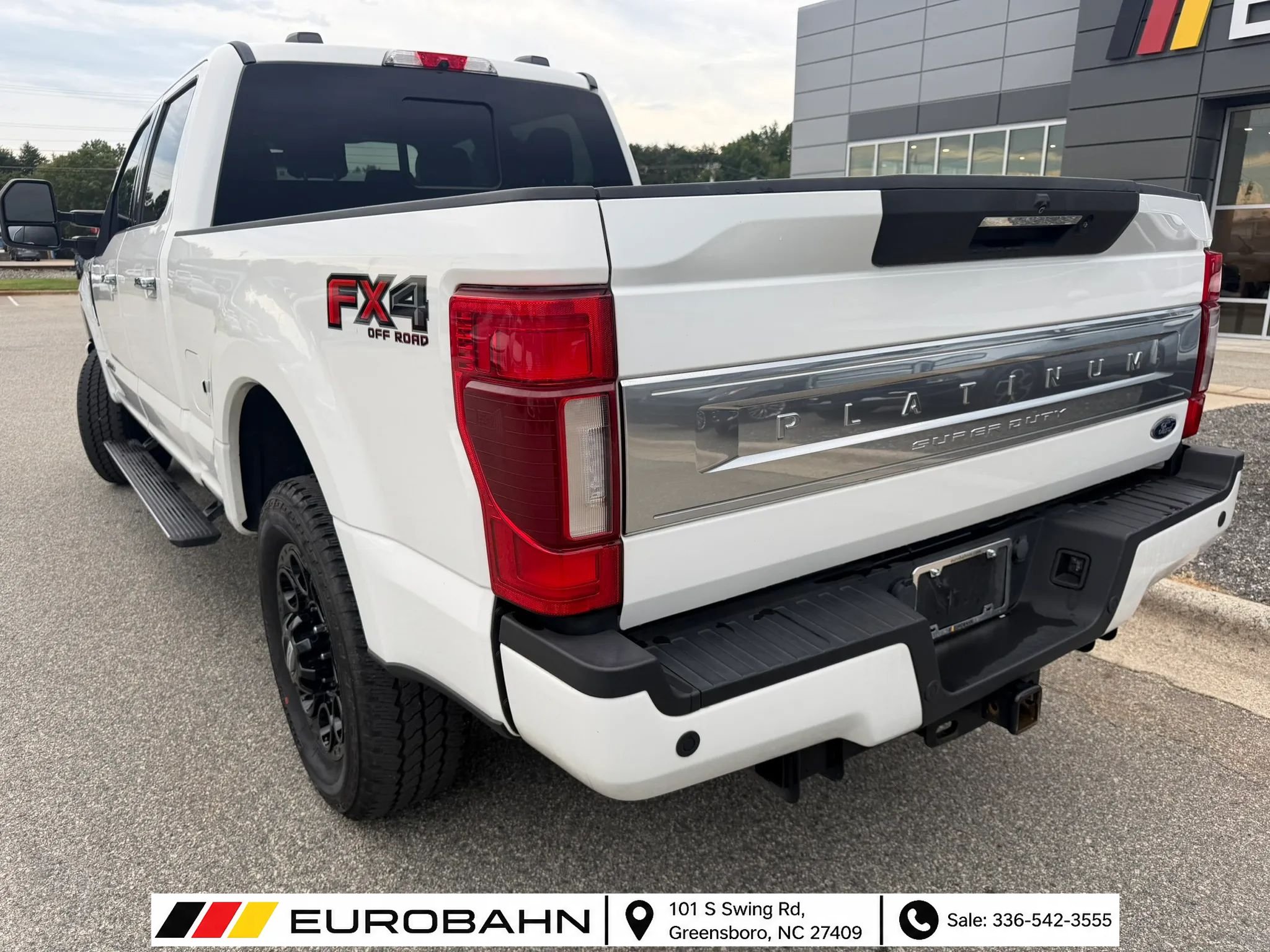 Used 2020 Ford F250 Platinum AWD/4WD image 3