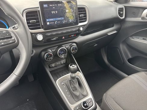 New 2026 Hyundai Venue SEL image 26