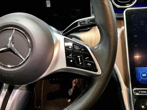 Used 2024 Mercedes-Benz C 300 4MATIC Sedan image 24