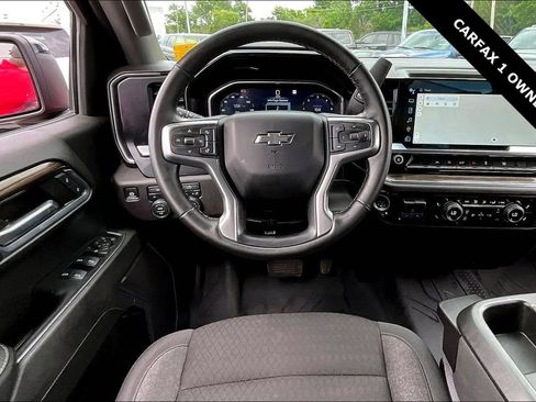 Used 2024 Chevrolet Silverado 1500 RST w/ Dark Appearance Package AWD/4WD image 9